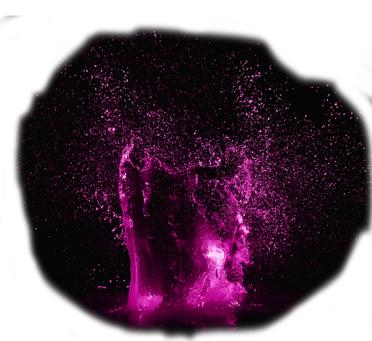 Visuel d'un verre en glace de couleur rose